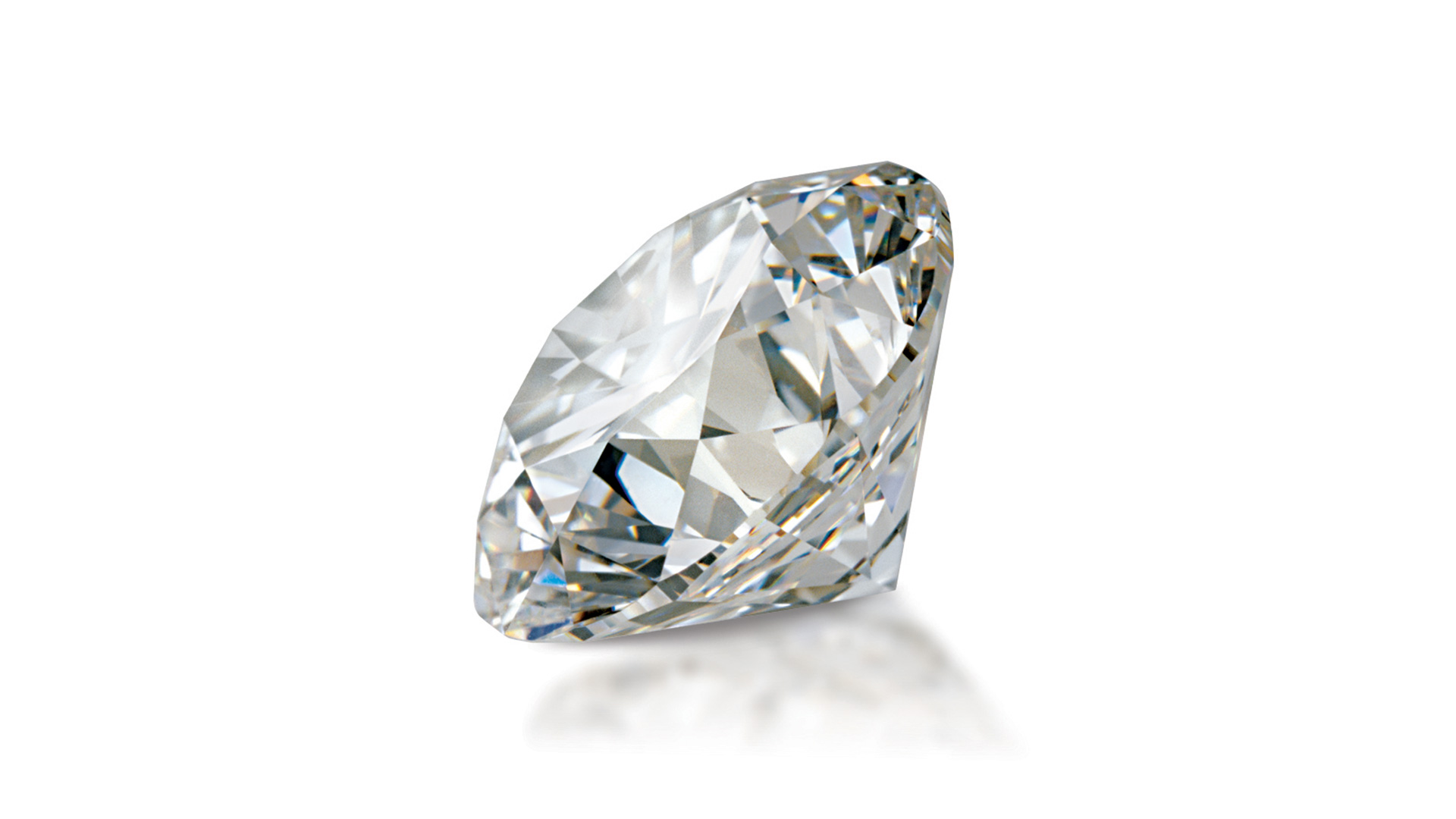 Learn How to Buy a Diamond with the GIA Diamond Buying Guide