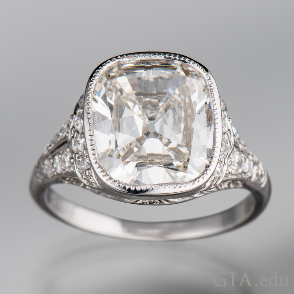 old-mine-cut-diamond-timeless-romance