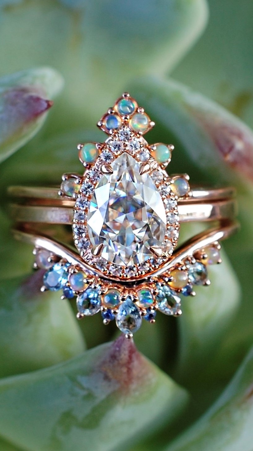 Engagement rings that look on sale expensive