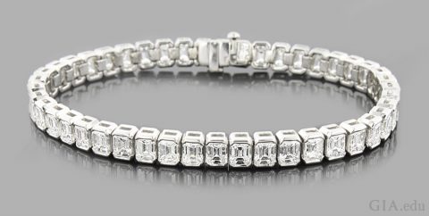 How the Tennis Bracelet Got Its Name | GIA 4Cs