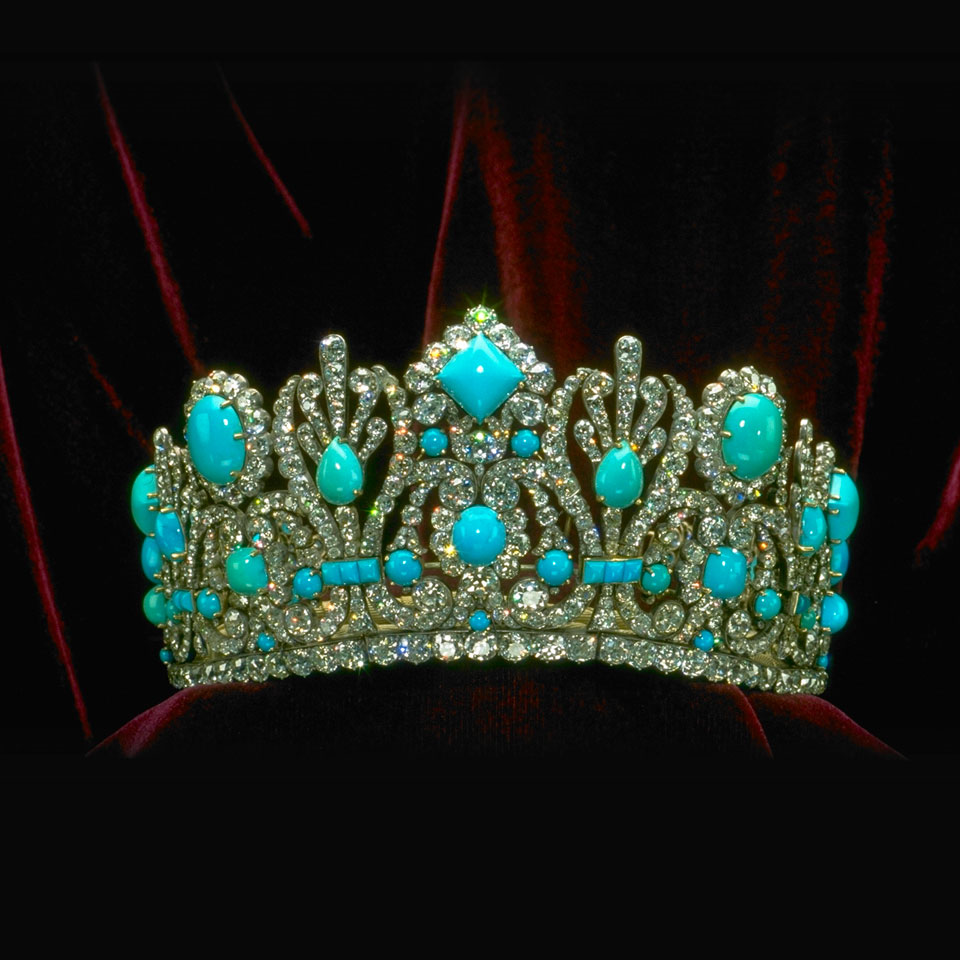 An exquisite jewelry piece