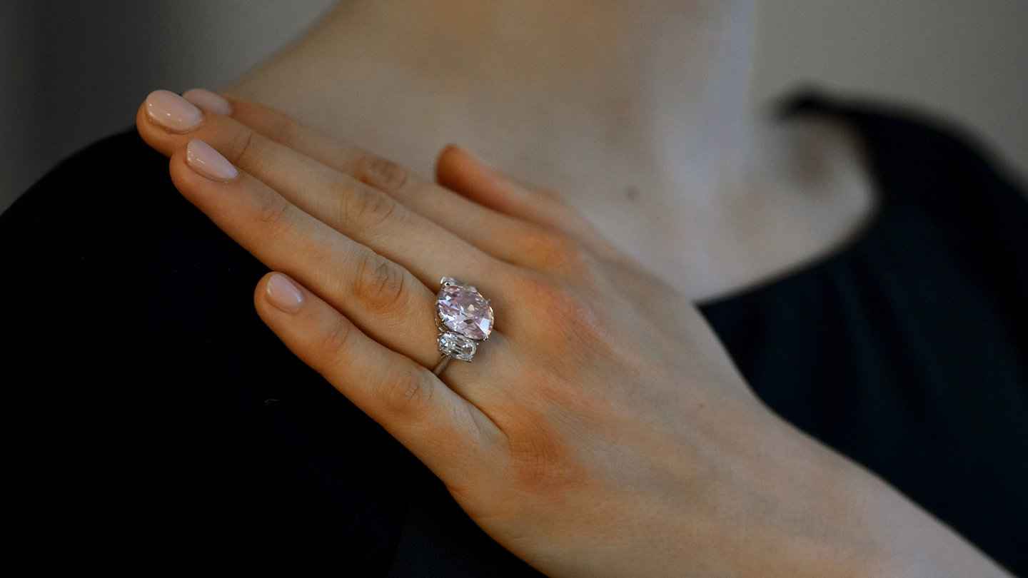 “The Historic Pink” antique cushion cut Fancy Vivid Pink diamond ring